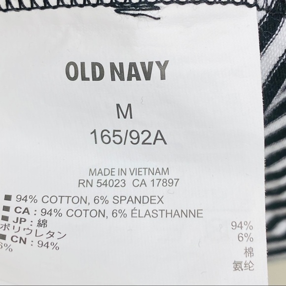 🍀[Old Navy] Fitted; Stretch Tank Top; Size Medium - Picture 2 of 7